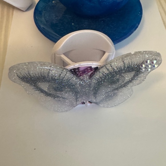 Handmade Accessories - Silver Glitter Butterfly eyes pop socket